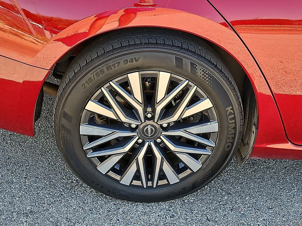 2025 Nissan Altima 2.5 SV