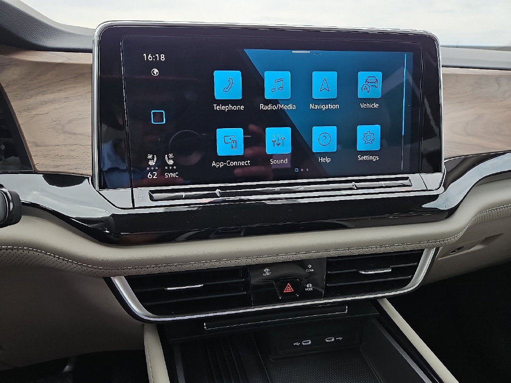 2026 Volkswagen Atlas SE