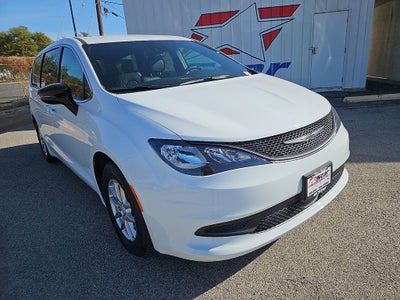 2026 Chrysler Voyager LX