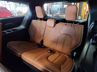 2026 Chrysler Pacifica Pinnacle