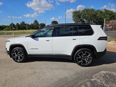 2026 Jeep Cherokee Overland