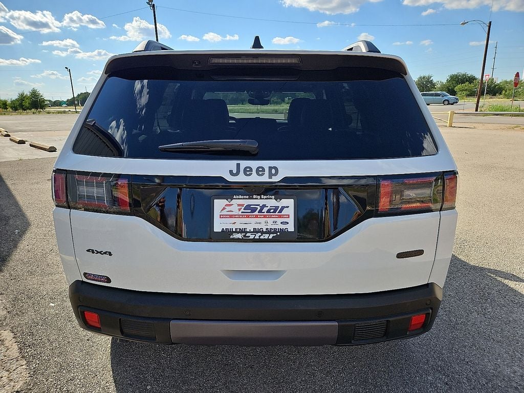 2026 Jeep Cherokee Overland