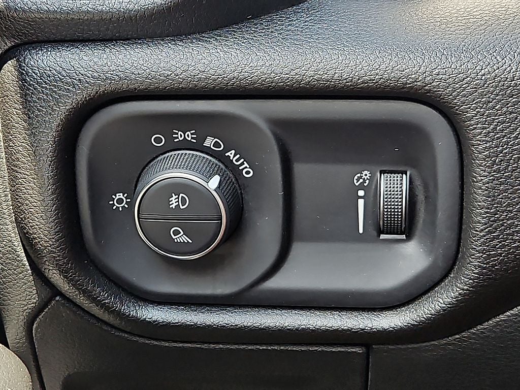 2026 RAM 1500 Warlock