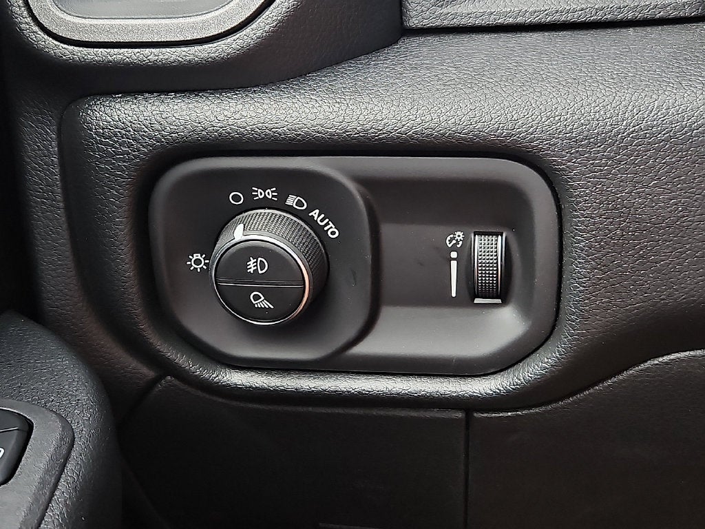 2027 RAM 2500 Black Express