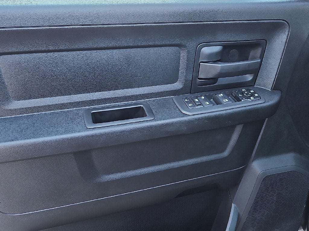 2027 RAM 2500 Black Express
